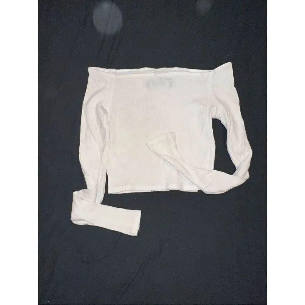 REFORMATION size S cream / white top off the shoulder women’s